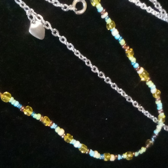 Girls bundle of 6 necklaces 14 ,16,18 inches long beaded are Expandable. - Picture 5 of 8